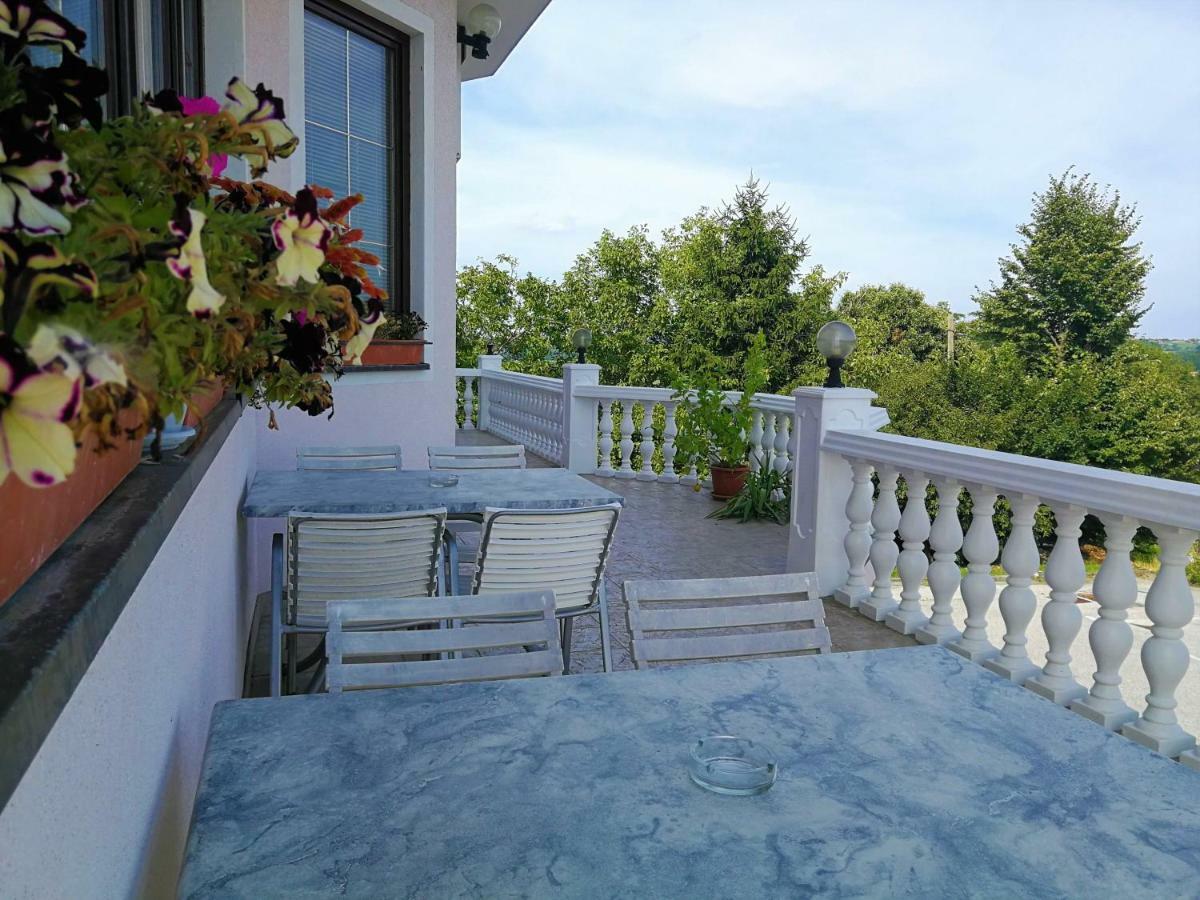 Kavana I Sobe Monika Hotel Grabrovnik Luaran gambar