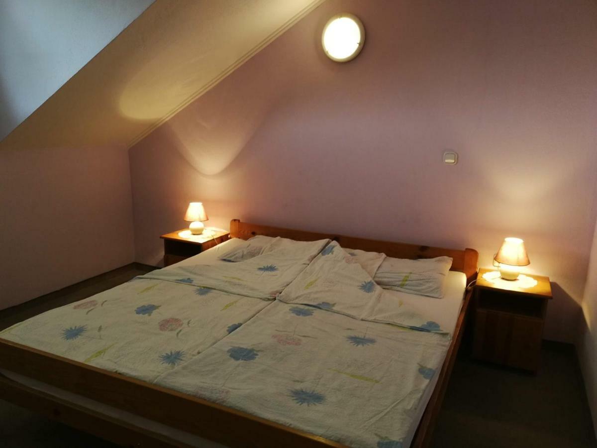 Kavana I Sobe Monika Hotel Grabrovnik Luaran gambar